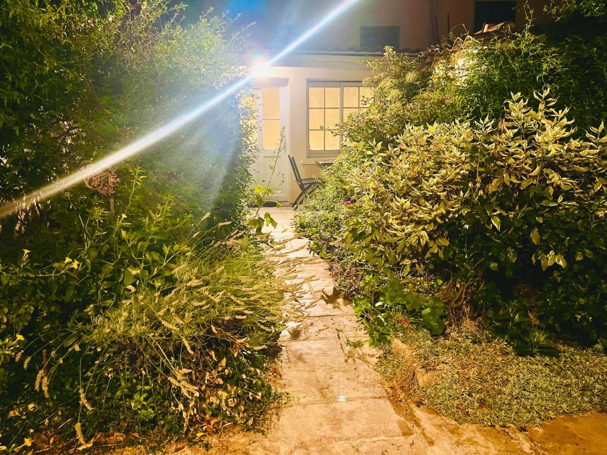 La petite Maison dans la Croix Rousse Lyon Extérieur photo