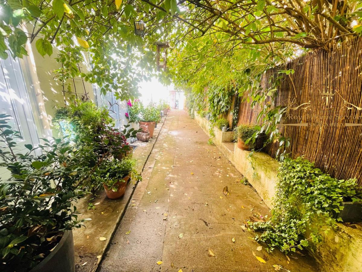 La petite Maison dans la Croix Rousse Lyon Extérieur photo